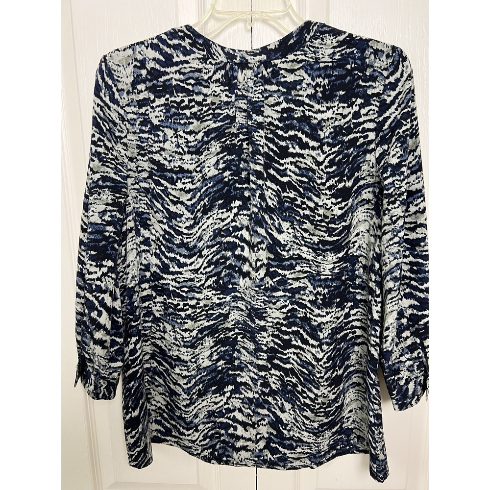 Talbots Womens Blouse Size‎ Small Blue Black Abstract Animal Print Pleated Front - Picture 2 of 16